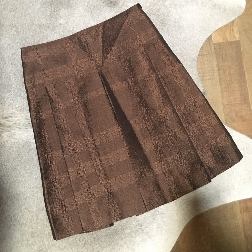 Burberry Pleated Metallic Skirt Great Condition